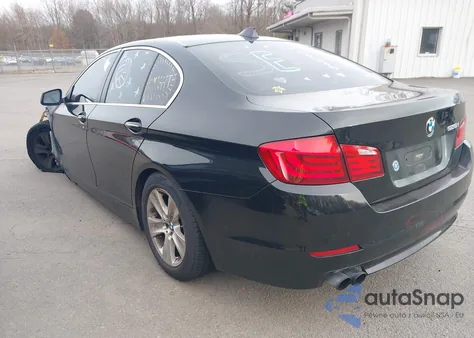 2012 BMW 528I xDrive z USA, uszkodzony, nr VIN WBAXH5C58CDW11657